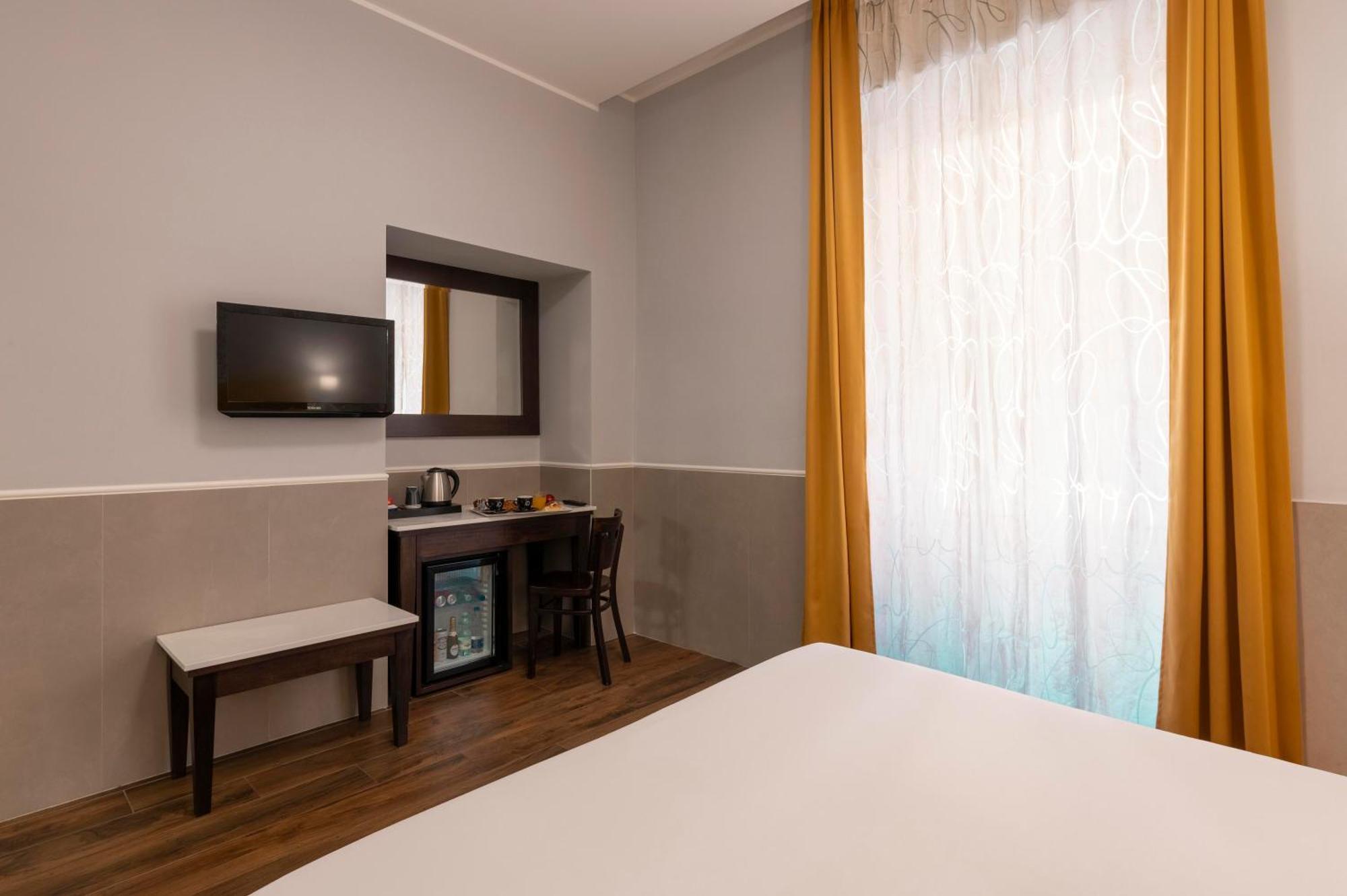 Hotel Virgilio Roma Esterno foto