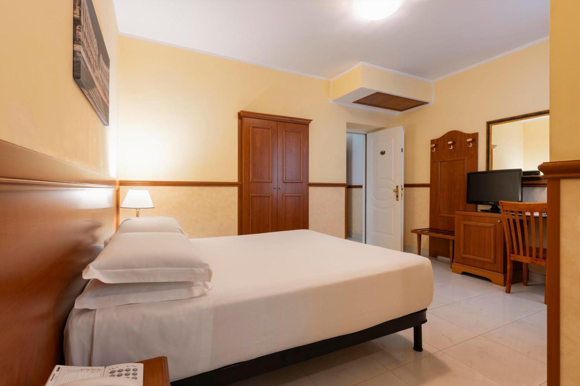 Hotel Virgilio Roma Esterno foto