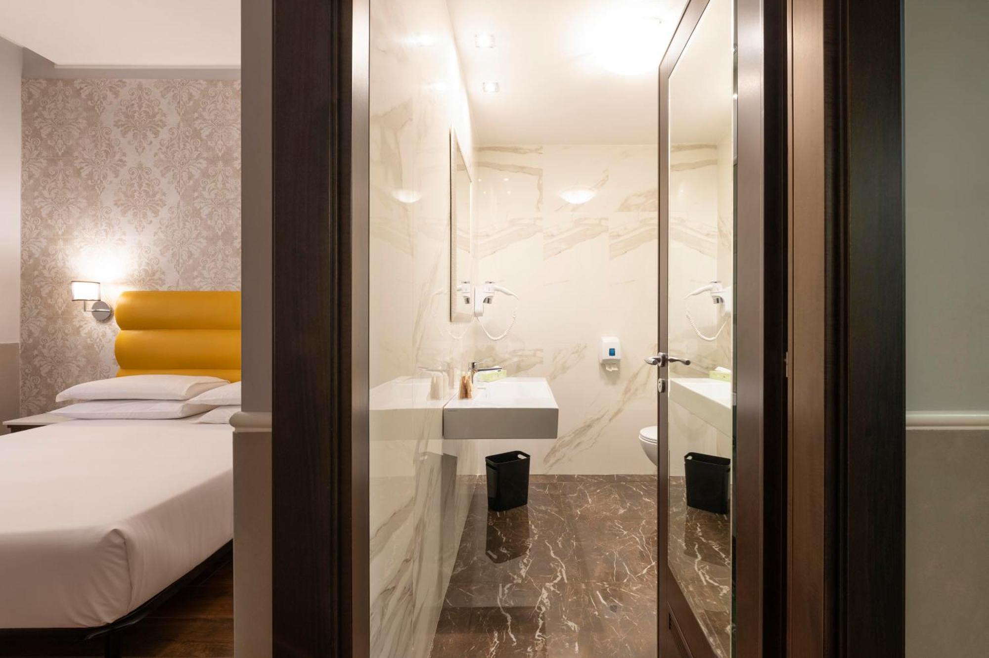 Hotel Virgilio Roma Esterno foto